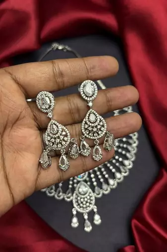 Luxury CZ Bridal Necklace and Dangle Earrings Set, Silver Rhodium-Plated Choker