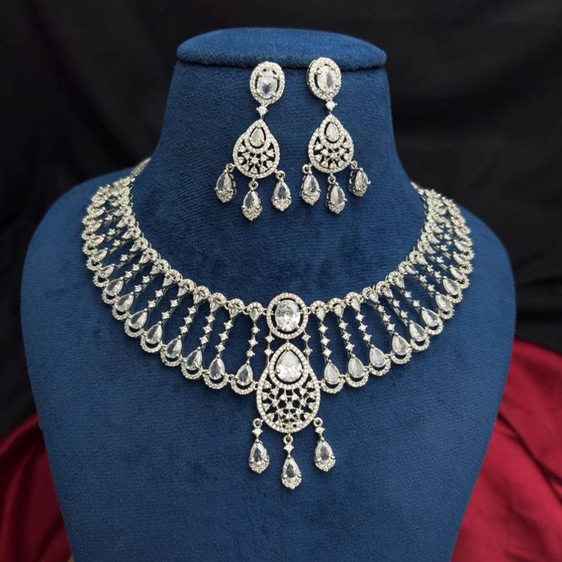 Luxury CZ Bridal Necklace and Dangle Earrings Set, Silver Rhodium-Plated Choker