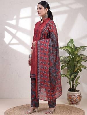 Red printed cotton blend stitched geometric print salwar kurta dupatta for women 2
