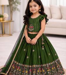 Kids' green Embroidered Lehenga Choli with Dupatta