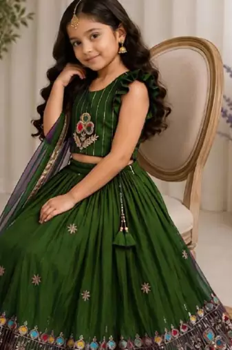 Kids' green Embroidered Lehenga Choli with Dupatta