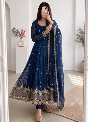 Royal-blue silk blend embroidered flared gown set 2