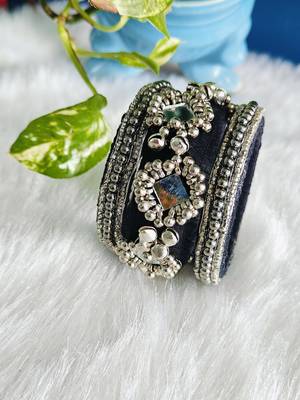  handcrafted black & silver mirror ghungroo statement bangle (set of 6) 2