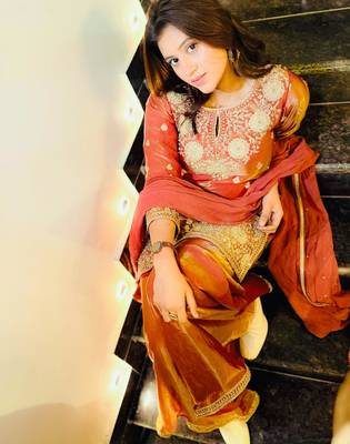 Peach silk blend embroidered sharara set 3