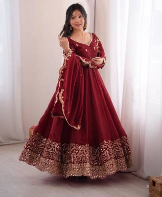 Wine silk blend embroidered flared gown set 3