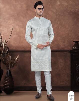 Offwhite daaman work, star and thred computer amrodery work kurta pajama set 1