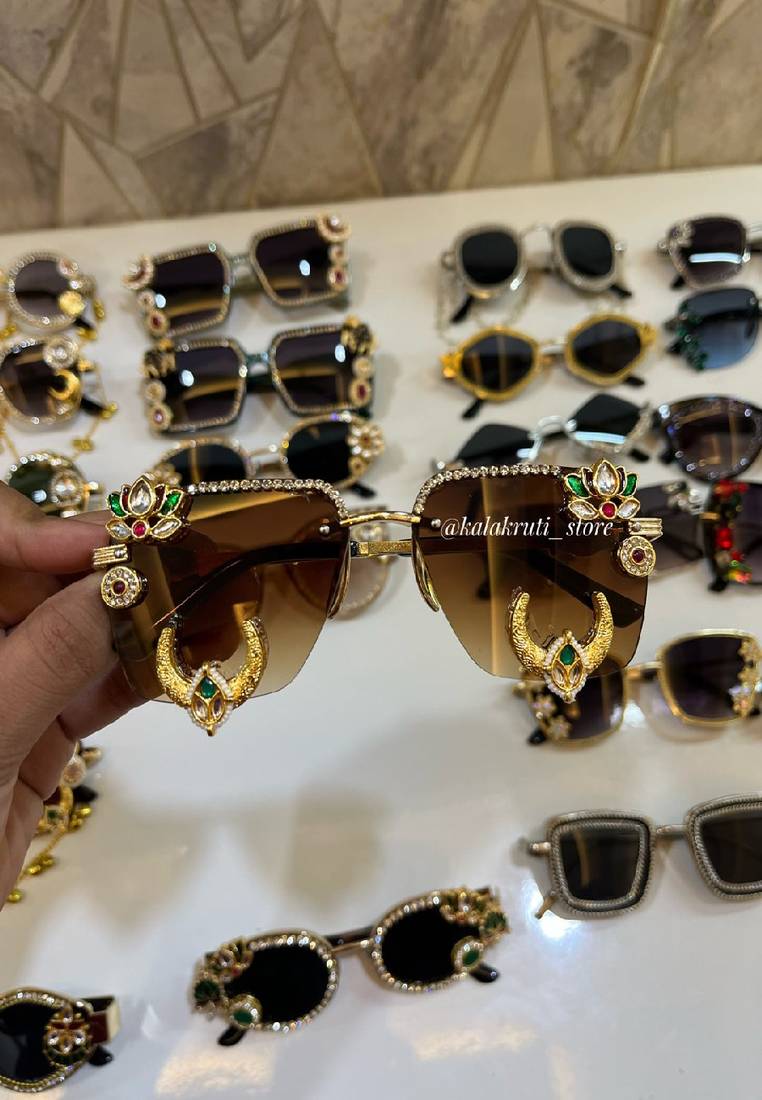 Mehfil shades