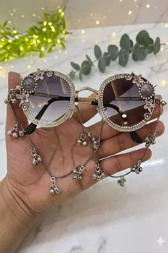 Jhankar swamini sunglass  - navratri