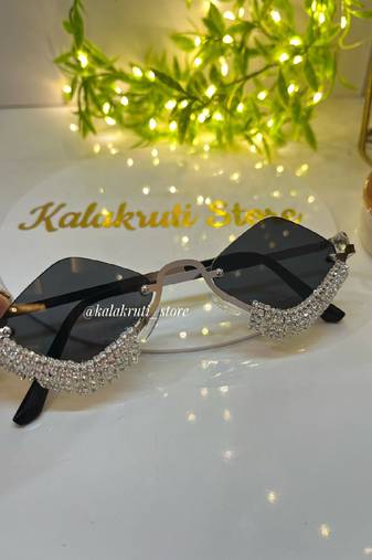Bling silver rhinestone glare  - navratri