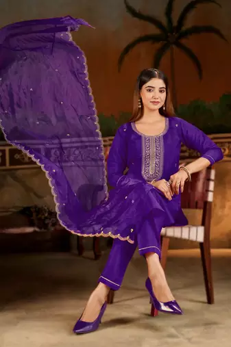 PURPLE EMBRODEIRY WORK WITH SILK BLEND FABRIC KURTI PANT DUPATTA SET