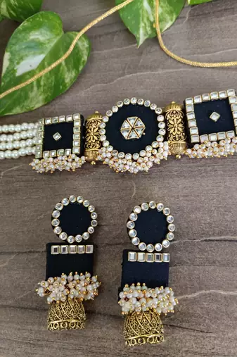 handcrafted black and gold kundan pearl choker necklace set