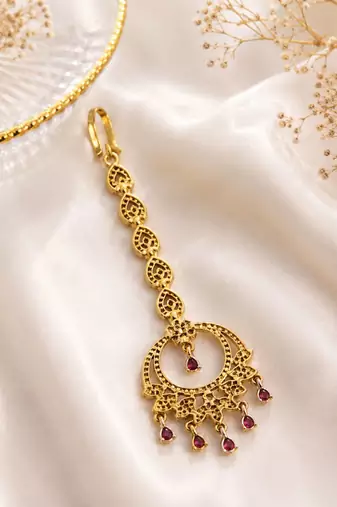 Mehendi gold oxidsed plated red american diamond maang tikka