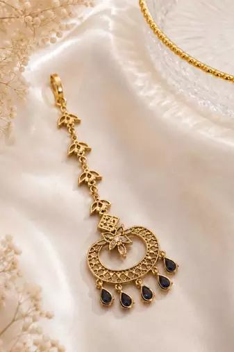 Mehendi gold oxidsed plated green american diamond maang tikka