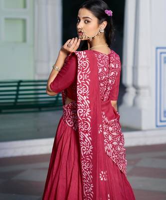 magenta chanderi printed traditional lehenga choli 2