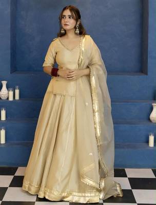gold silk blend embroidered traditional lehenga choli 3
