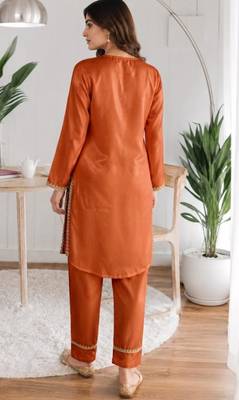 Rust glass satin mirror work kurta with pant and dupatta 3