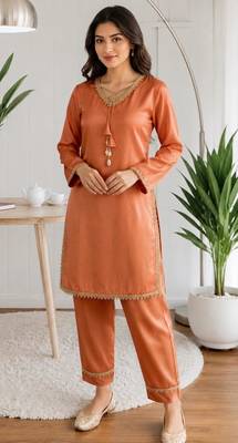Rust glass satin mirror work kurta with pant and dupatta 4