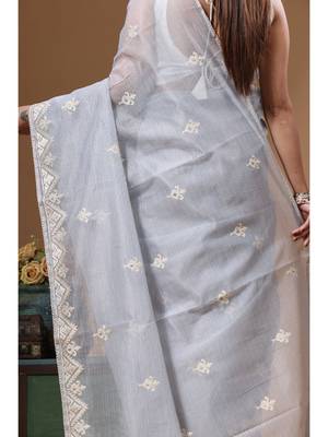 Grey supernet with embroidery saree with blouse piece 4