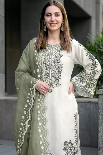 Light Green Color Embroidery And Thread Work Silk Blend Salwar Suit
