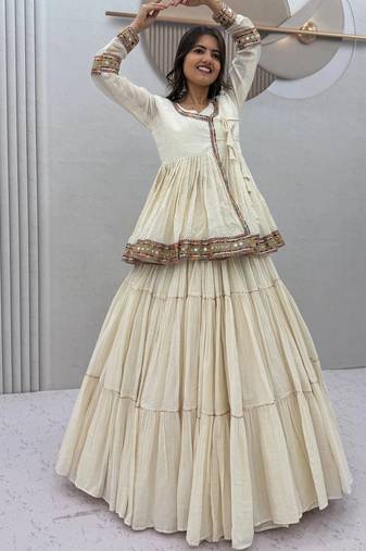 Navratri Special Off White Kediya Style Cotton Chaniya Choli