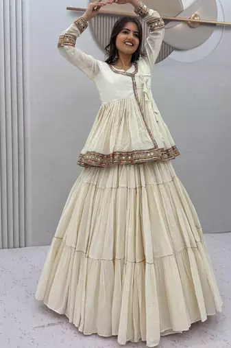 Navratri Special Off White Kediya Style Cotton Chaniya Choli