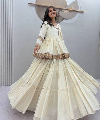 Navratri Special Off White Kediya Style Cotton Chaniya Choli 2