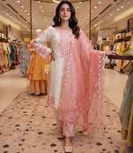 Light Pink Color Embroidery And Thread Work Silk Blend Salwar Suit