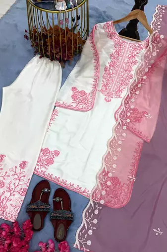 Light Pink Color Embroidery And Thread Work Silk Blend Salwar Suit
