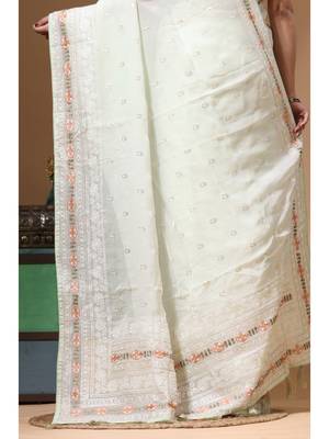 Green viscose organza with embroideery saree with blouse piece 4