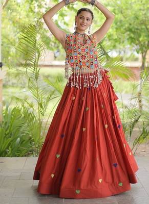 Kora Cotton Navratri Lehenga Choli with Heart Thread Embroidery, Gamthi Mirror Work & Latkan 2
