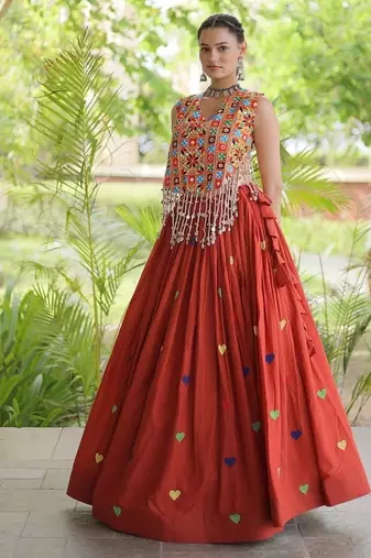Kora Cotton Navratri Lehenga Choli with Heart Thread Embroidery, Gamthi Mirror Work & Latkan