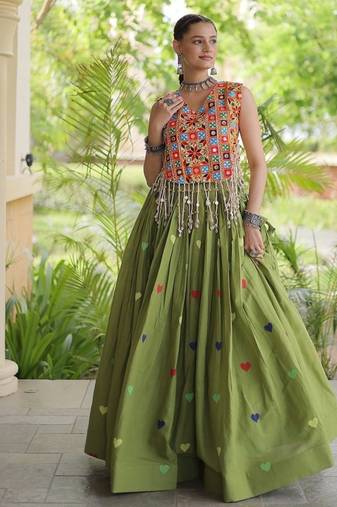 Kora Cotton Navratri Lehenga Choli with Thread Embroidery Gamthi Mirror Work & Latkan - free size