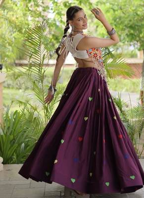 Kora Cotton Navratri Lehenga Choli with Thread Embroidery Gamthi Mirror Work & Latkan - free size 2