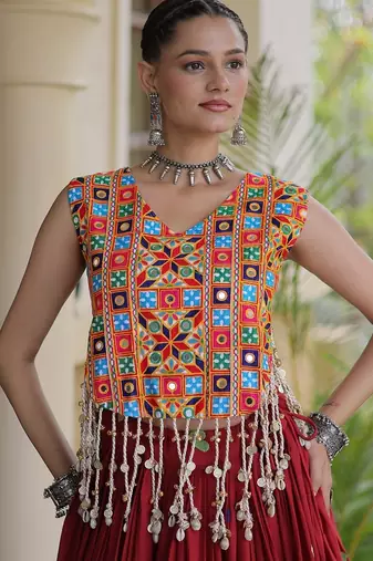 Kora Cotton Navratri Lehenga Choli with Heart Thread Embroidery, Gamthi Mirror Work & Latkan