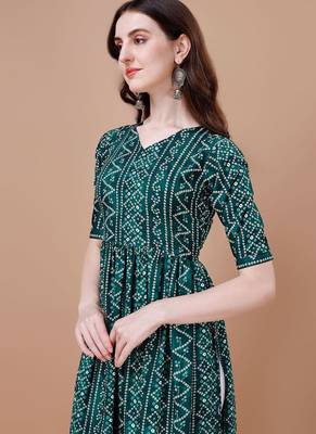 GREEN BANDHANI FOLI PRINT DESIGN WORK WITH RAYON FABRIC KURTI  2
