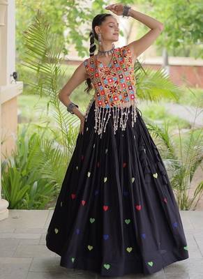 Kora Cotton Navratri Lehenga Choli with Thread Embroidery Gamthi Mirror Work & Latkan - free size 2