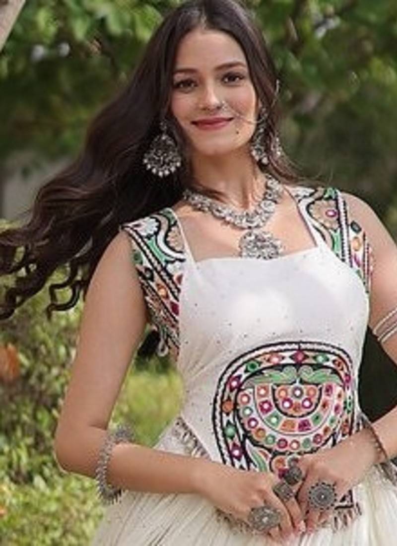 rayon Work Lehenga Choli with Gamthi Mirror Work & Patti Lace Full Stitched Wedding Wear Lehenga Set - free size
