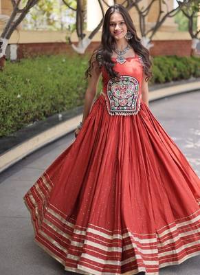 rayon Work Lehenga Choli with Gamthi Mirror Work & Patti Lace Full Stitched Wedding Wear Lehenga Set - free size 5