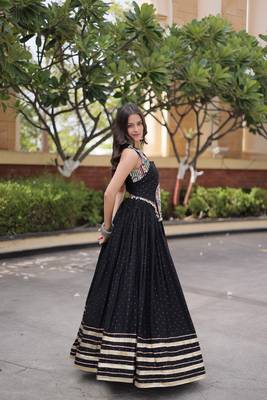 Reyon Mukesh Work Lehenga Choli with Gamthi Mirror Work & Patti Lace Full Stitched  Wedding Wear Lehenga Set 2