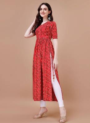 RED BANDHANI FOLI PRINT DESIGN WORK WITH RAYON FABRIC KURTI  3