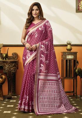 Onion pink cotton blend printed saree with contrast border 1