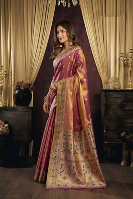 Onion pink & gold silk blend saree with paithani weaving border 2