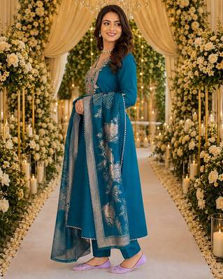 BLUE EMBRODEIRY WORK WITH COTTON BLEND PLUS SIZE KURTI PANT DUPATTA 3