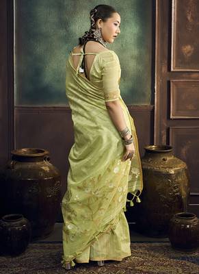 Light green faux cotton handloom saree with golden border 2