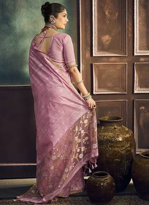 Onion pink faux cotton handloom saree with golden border 2