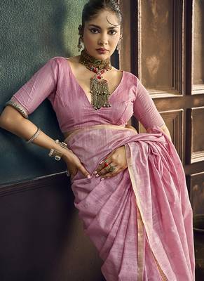 Onion pink faux cotton handloom saree with golden border 4
