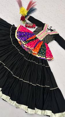 Black Color Gamthi work & mirror work Cotton Navratri Lahenga Kediyu Set 4