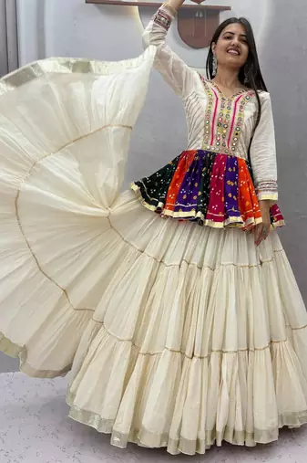 White Gamthi work & mirror work Cotton Navratri Lahenga Kediyu Set