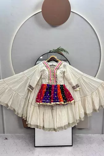 White Gamthi work & mirror work Cotton Navratri Lahenga Kediyu Set