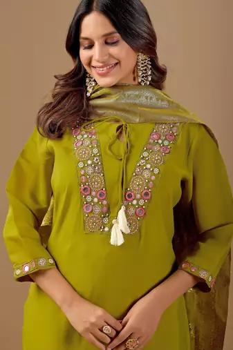 Lime cotton blend embellished kurta set
